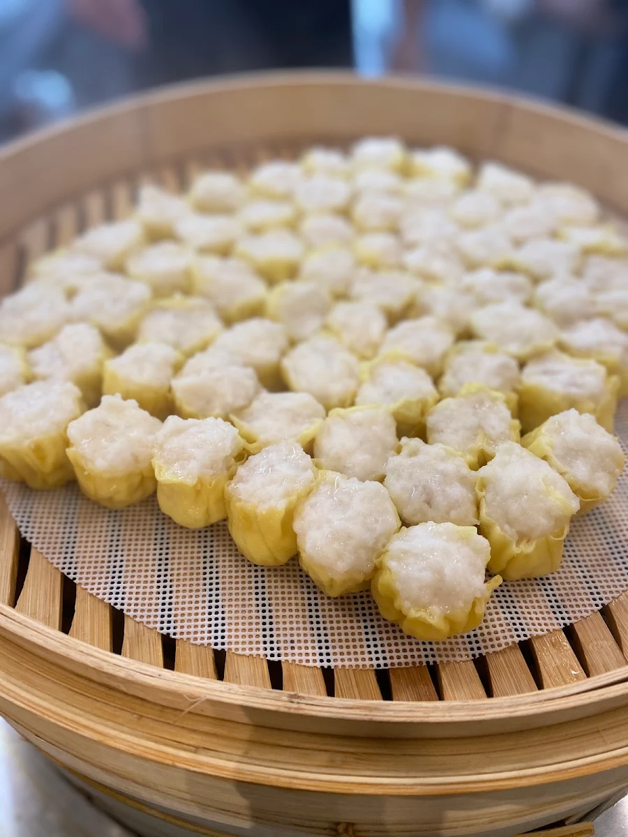 fish siu mai 鱼肉烧卖